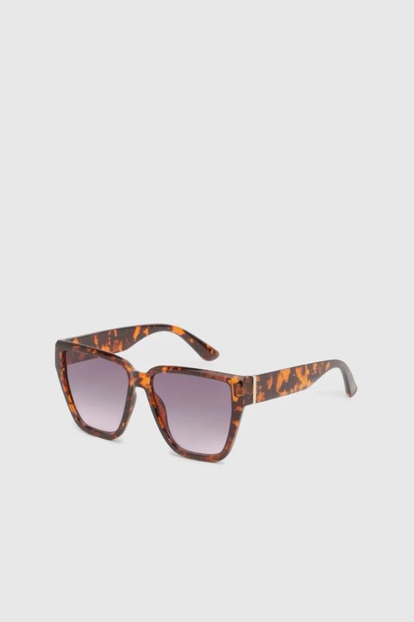 Tortoise Shell Cat Eye Sunglasses - Image 3